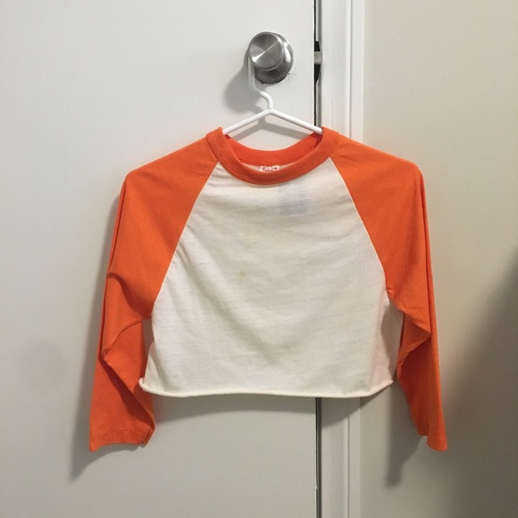 Tshirt - Picture 2 of 2